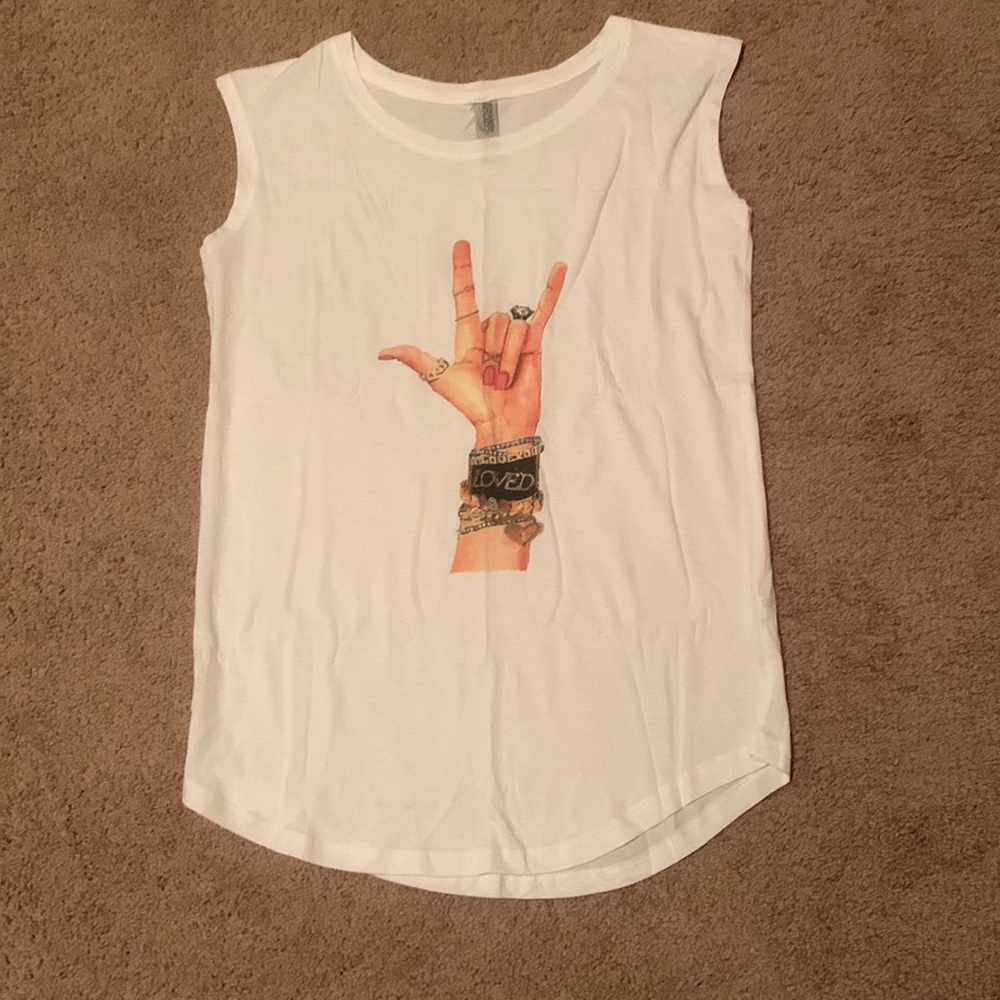 Love Muscle Tank
